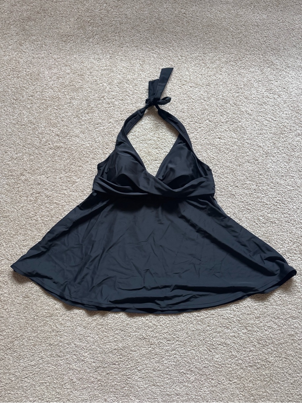 Shapermint Essentials Twist-Front V-Neck Halter Tankini